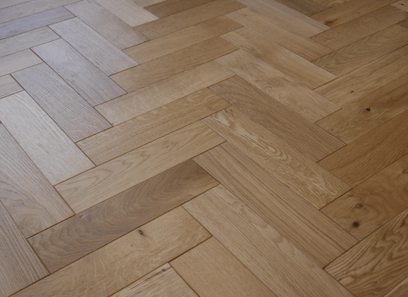 EFS Engineered Herringbone Oak Brushed & Lacquered - Easy Floor Store