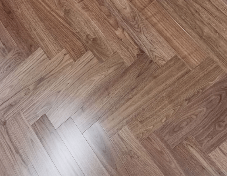 EFS Engineered Herringbone Walnut Lacquered - Easy Floor Store